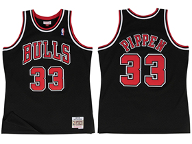 Chicago Bulls #33 Scottie Pippen 1997-98 Black Hardwood Classics Jersey